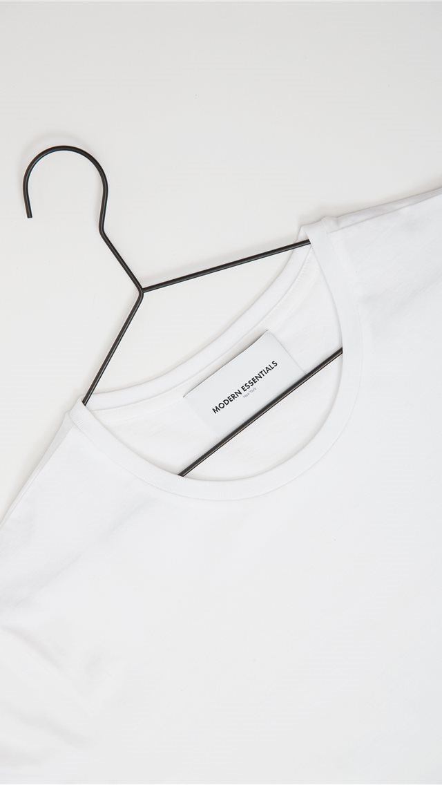 640x1136 ESSENTIALS X6 - modern iPhone Wallpaper