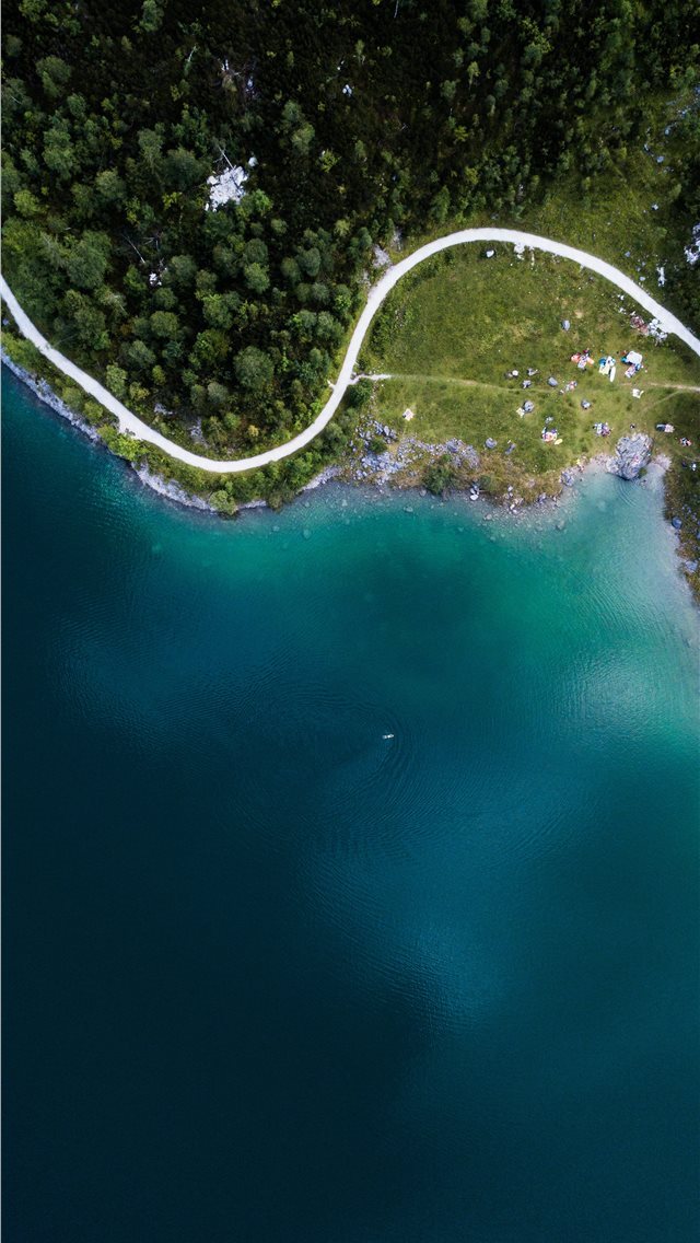 640x1136 Swimming Alone - swim iPhone Wallpaper