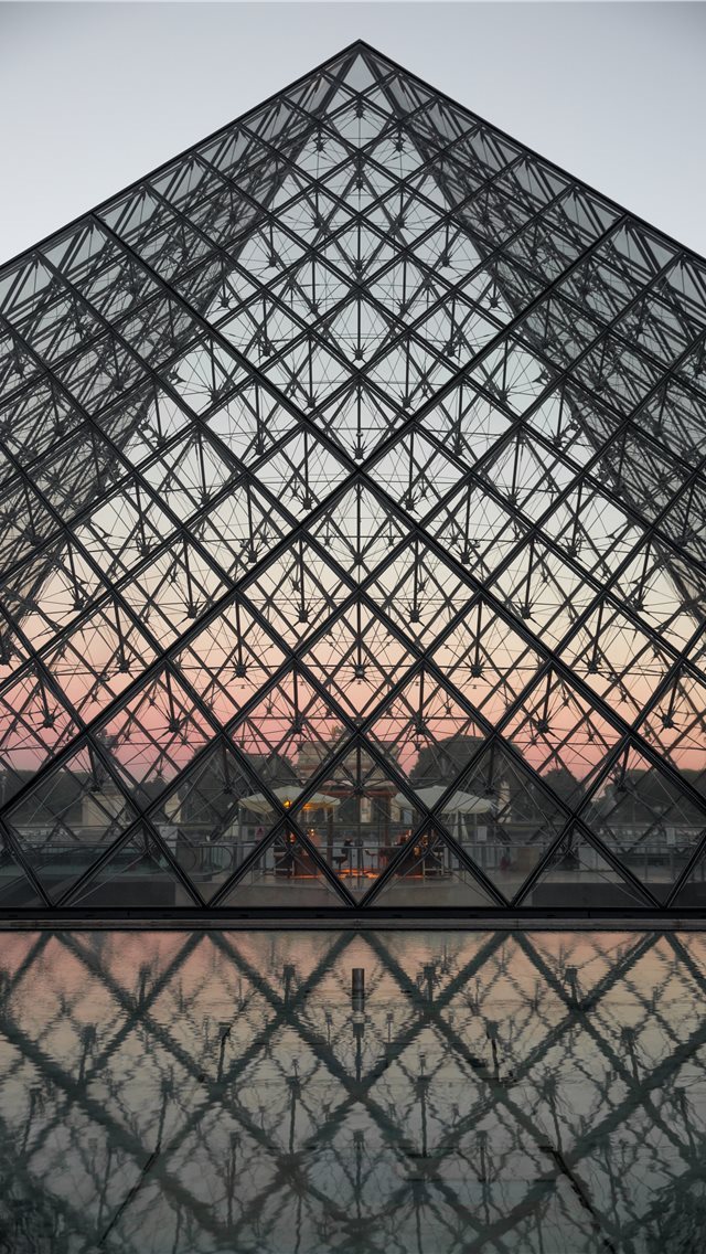 640x1136 Dawn at the Louvre - sunrise iPhone Wallpaper