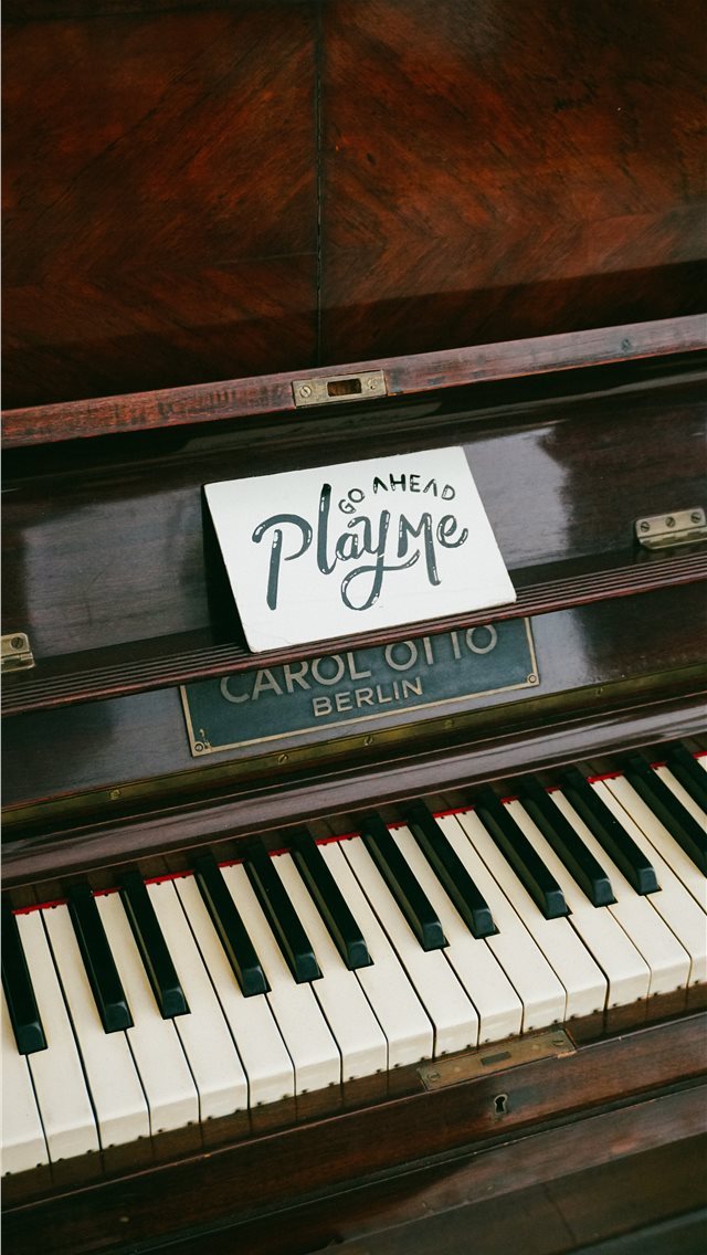 640x1136 Play Me - piano iPhone Wallpaper