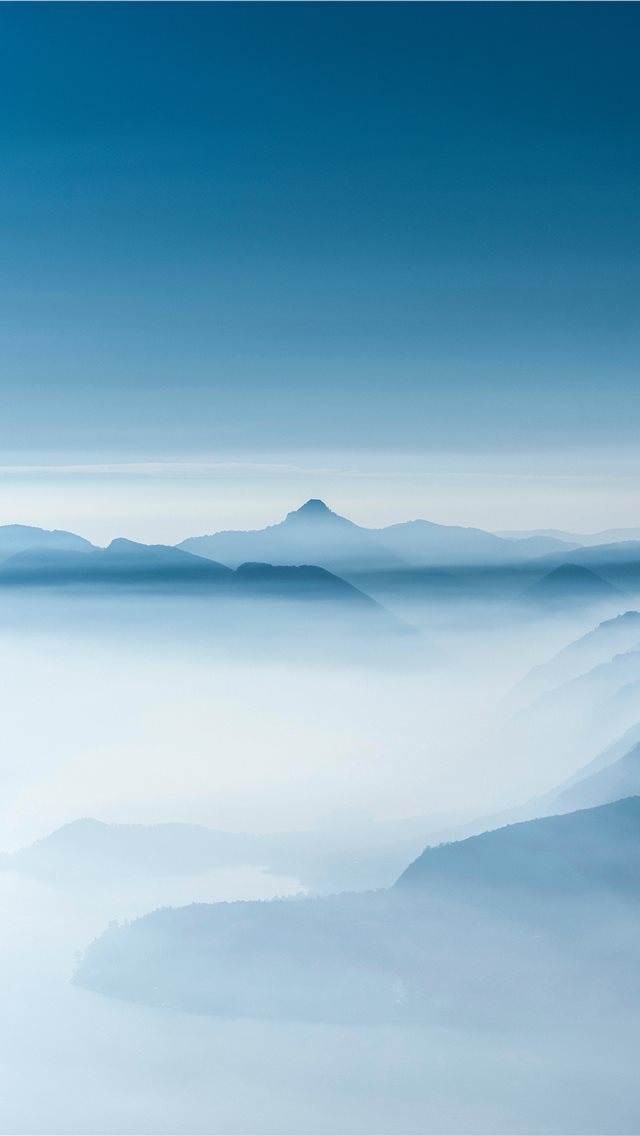 640x1136 Camaggiore  Italy - sky iPhone Wallpaper