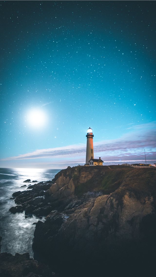 Pigeon Point Lighthouse  Pescadero  United States iPhone wallpaper 