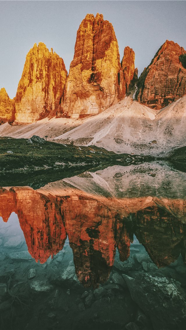 640x1136 Three peaks Lavaredo - shadow iPhone Wallpaper