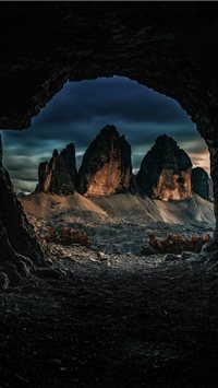 Three peaks of Lavaredo wallpaper