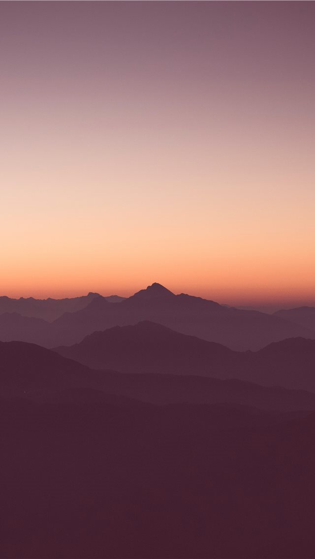 640x1136 Purple haze - gradient iPhone Wallpaper