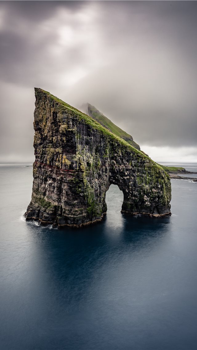 640x1136 Drangarnir II - faroe islands iPhone Wallpaper