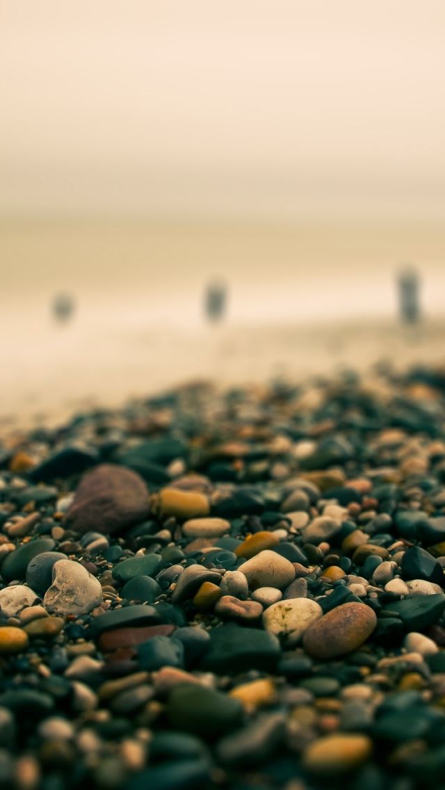 640x1136 Beach Pebbles Autumn - autumn iPhone Wallpaper