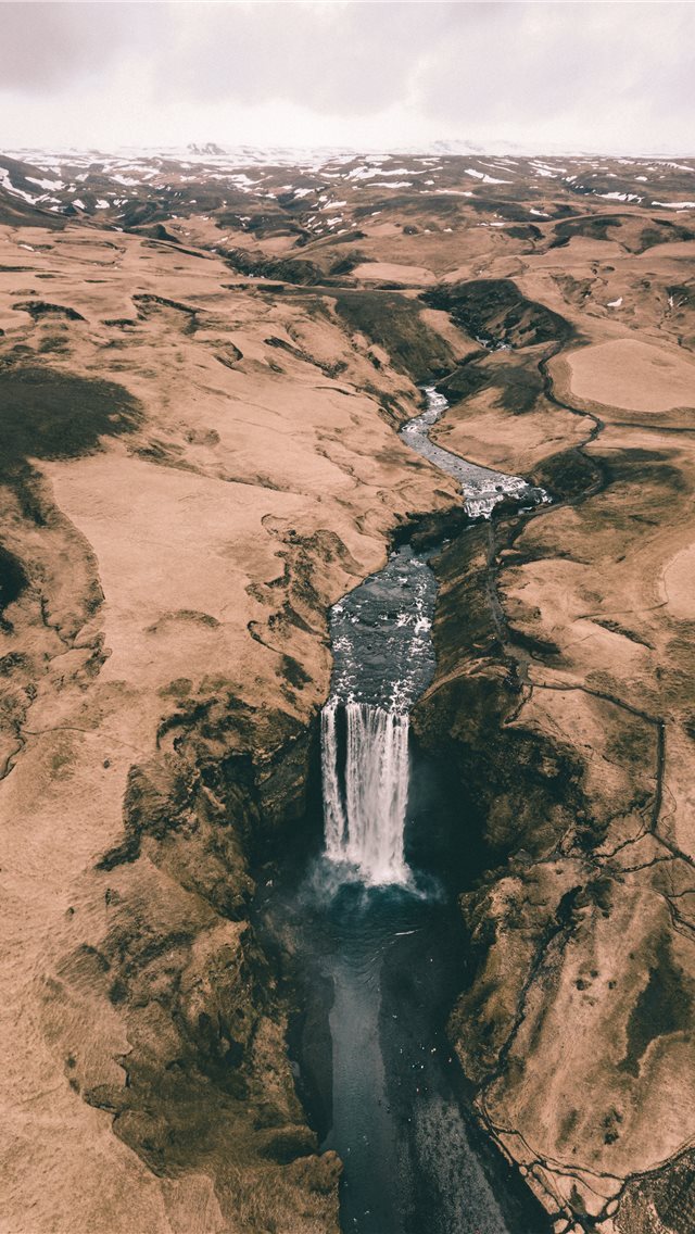 640x1136 Northern views - iceland iPhone Wallpaper