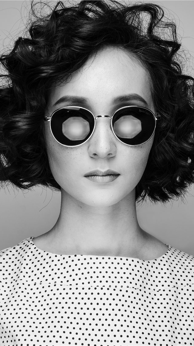 640x1136 woman wearing sunglasses - glasses iPhone Wallpaper