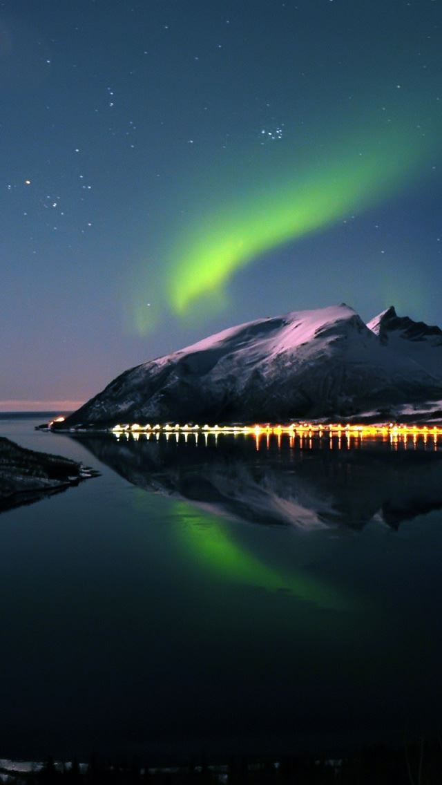 640x1136 Aurora 7 -  iPhone Wallpaper