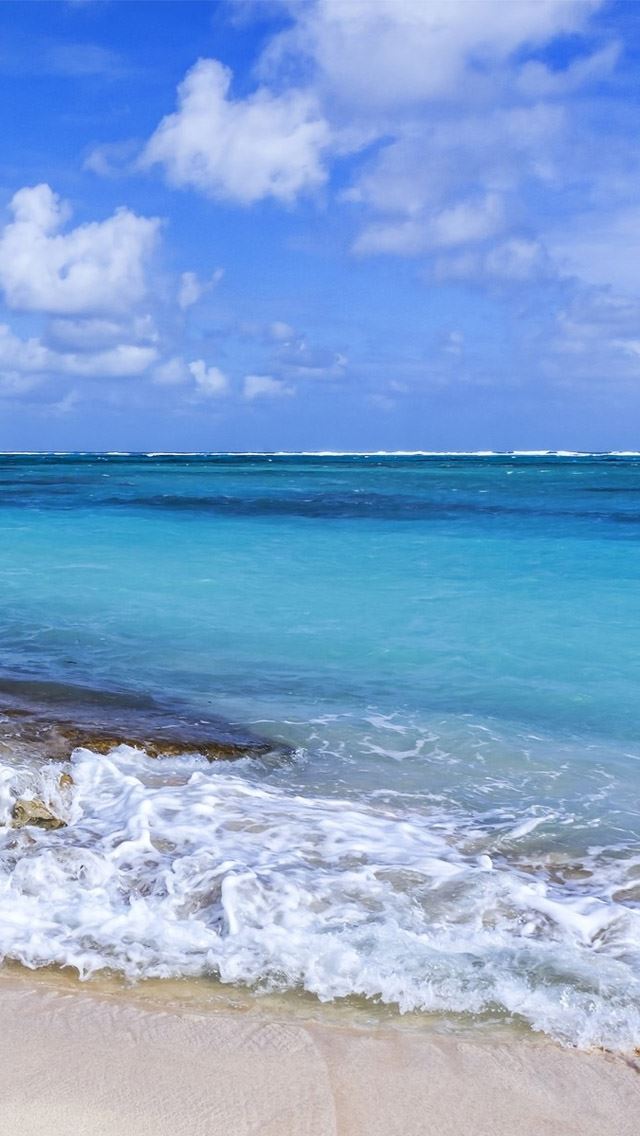 640x1136 Calm Ocean Waves 1 -  iPhone Wallpaper