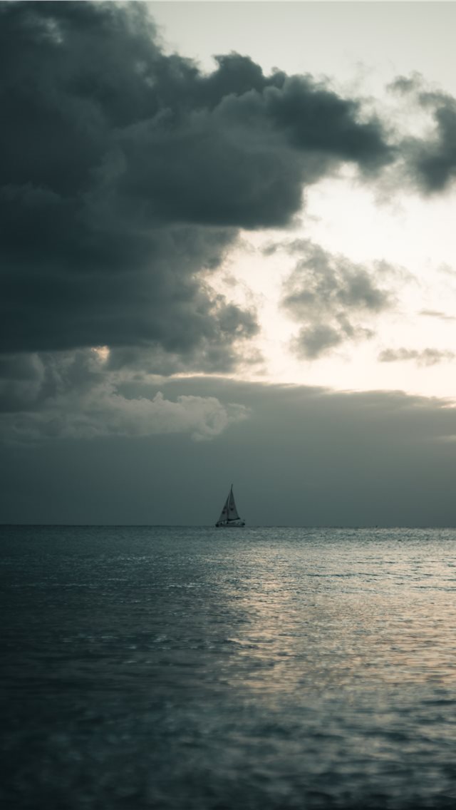 640x1136 Barbados - vessel iPhone Wallpaper