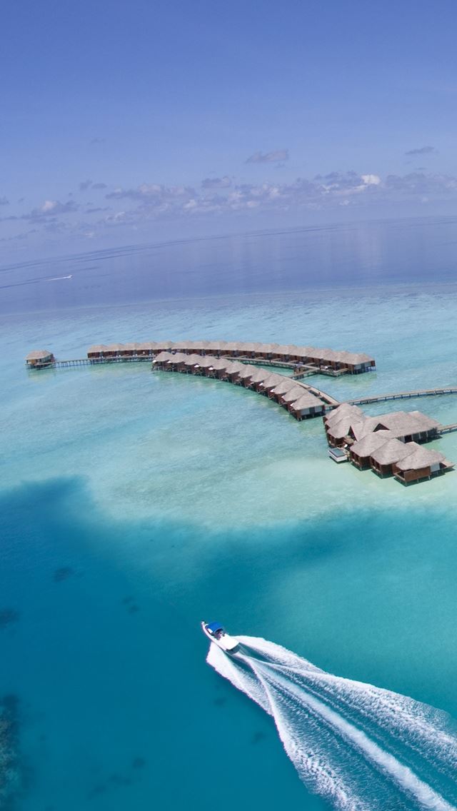 640x1136 Maldives Island - wave iPhone Wallpaper
