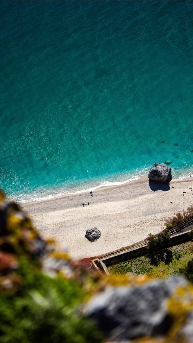 640x1136 Varigotti  Savona  Italia - aperture iPhone Wallpaper