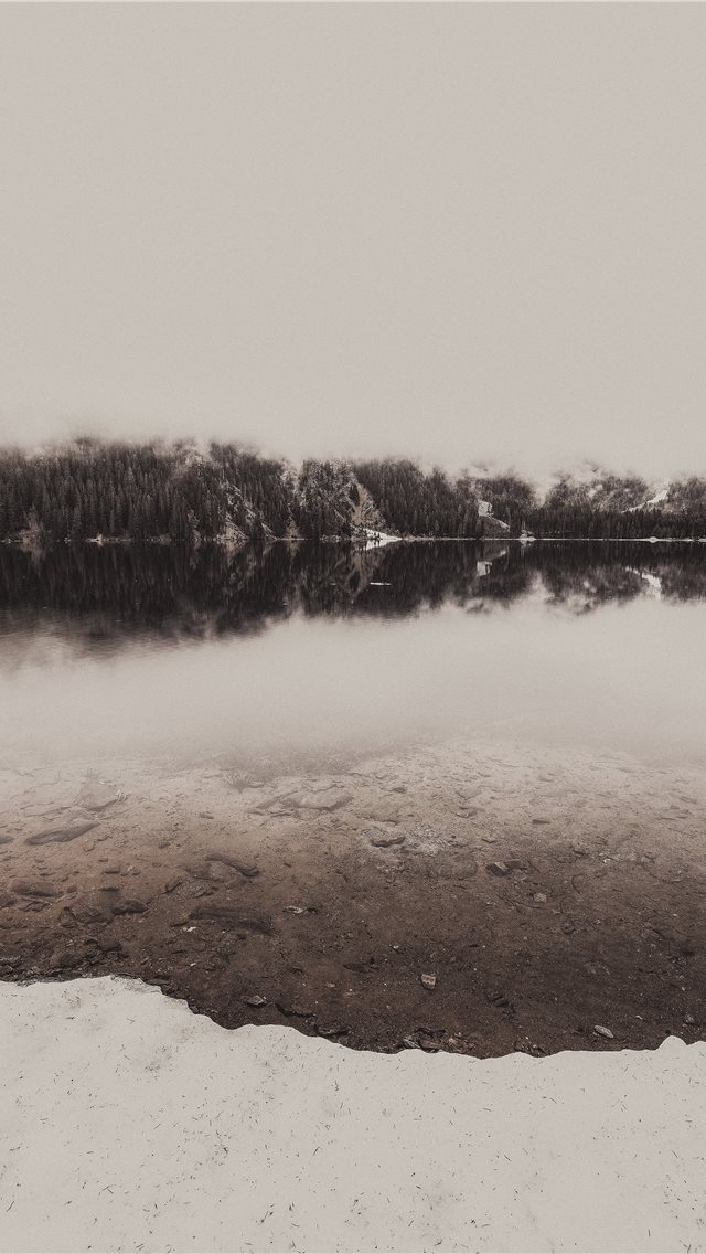 640x1136 Lake Antholz  Antholz  Italy - italy iPhone Wallpaper