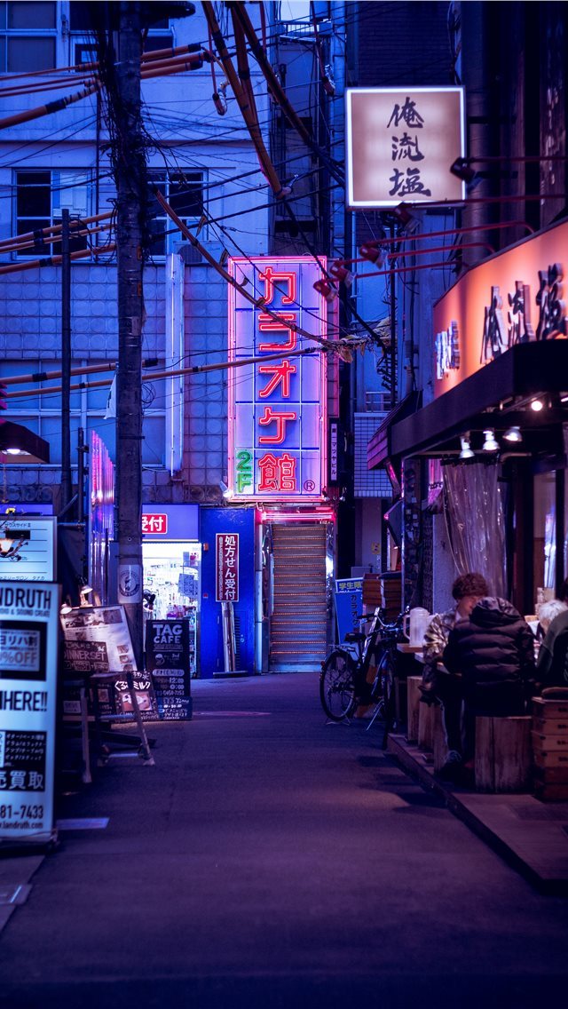 640x1136 Tokyo has particularly compelling night sights  I ... - tokyo iPhone Wallpaper