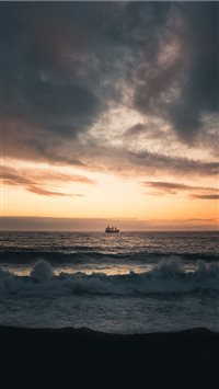 Era un día frio en Viña del Mar  pero el estrés... wallpaper