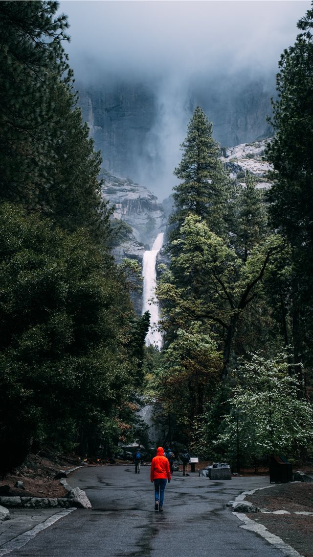 640x1136 Yosemite Falls  USA - usa iPhone Wallpaper