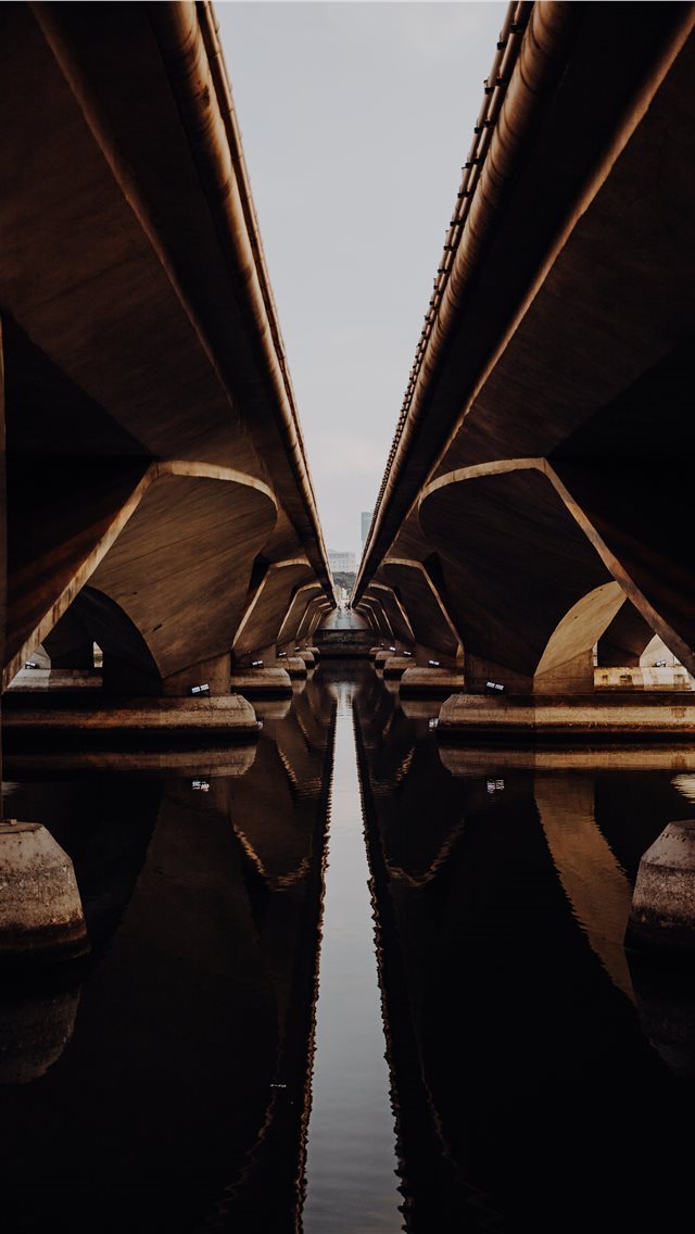 640x1136 Taken in Singapore in the morning hours - crypt iPhone Wallpaper