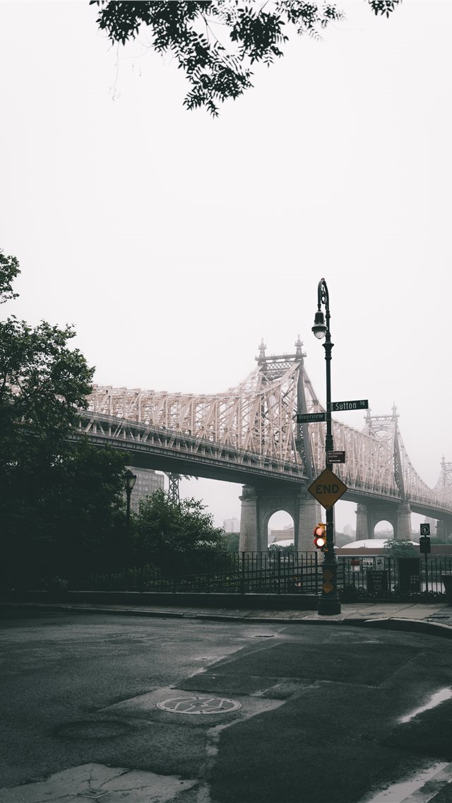 640x1136 Sutton Place Park  New York  United States - urbex iPhone Wallpaper