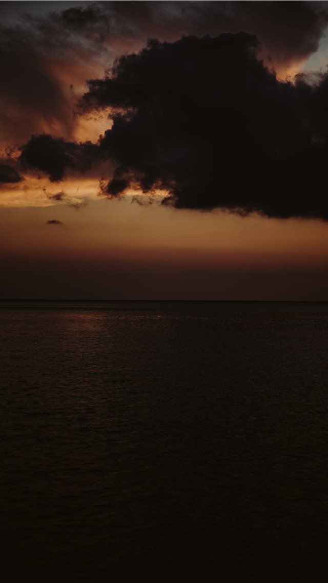 640x1136 A shot from Hawaii at sunset  - sunrise iPhone Wallpaper