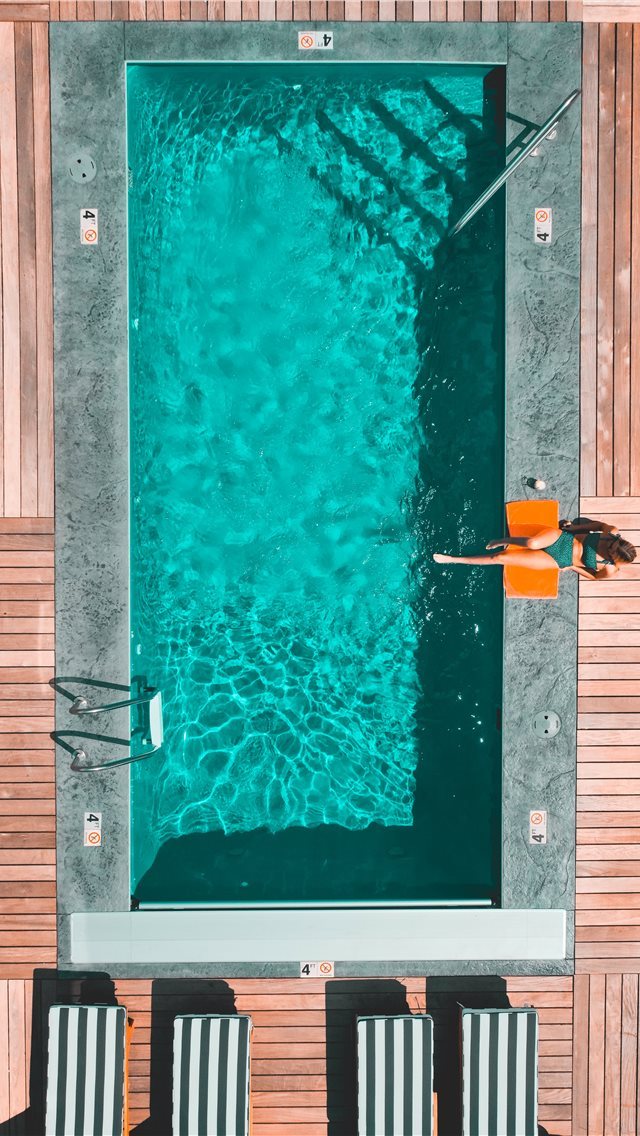 640x1136 The Inn Hotel  Okoboji  United States - dji iPhone Wallpaper