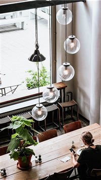 Coffee in a café in Rotterdam wallpaper