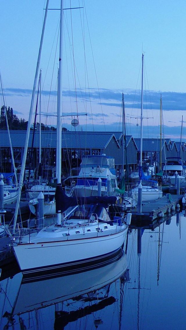 640x1136 A Peaceful Harbor - ship iPhone Wallpaper