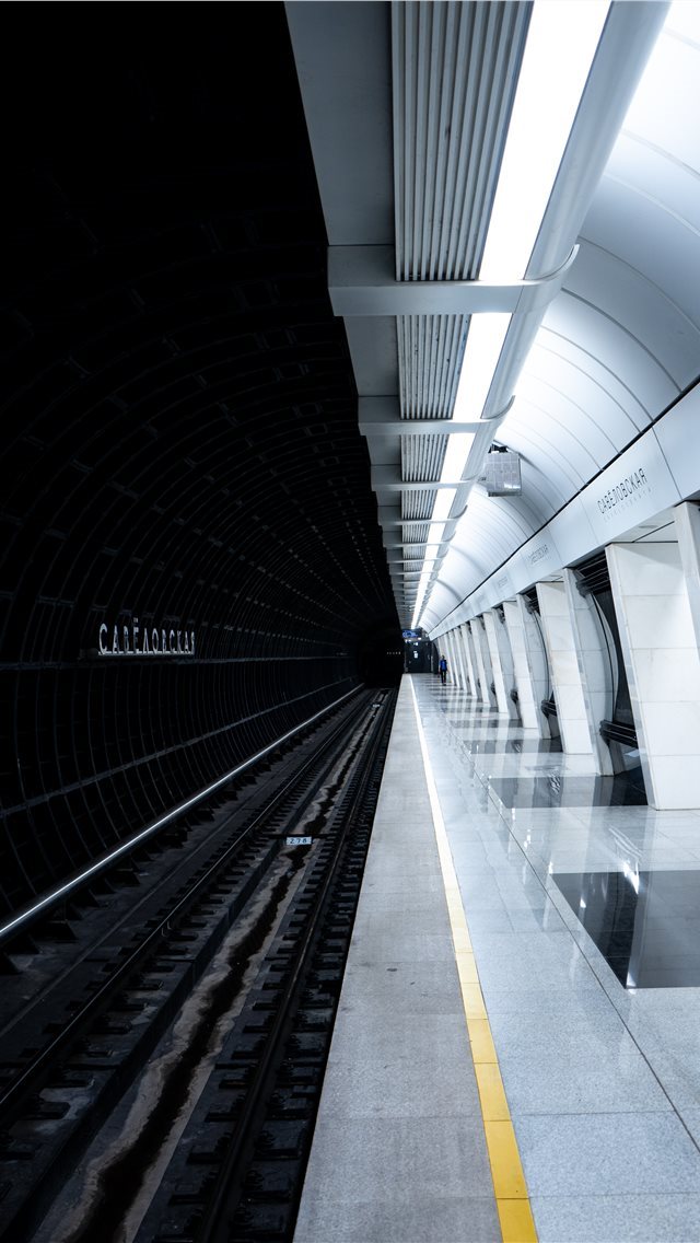 640x1136 Savelovskaya  Moscow  Russia - moscow iPhone Wallpaper