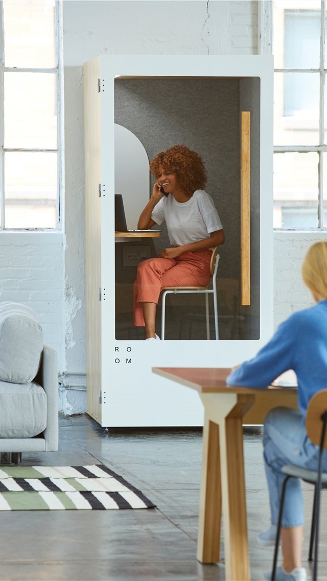 640x1136 A meeting room you'd never want to leave -  iPhone Wallpaper
