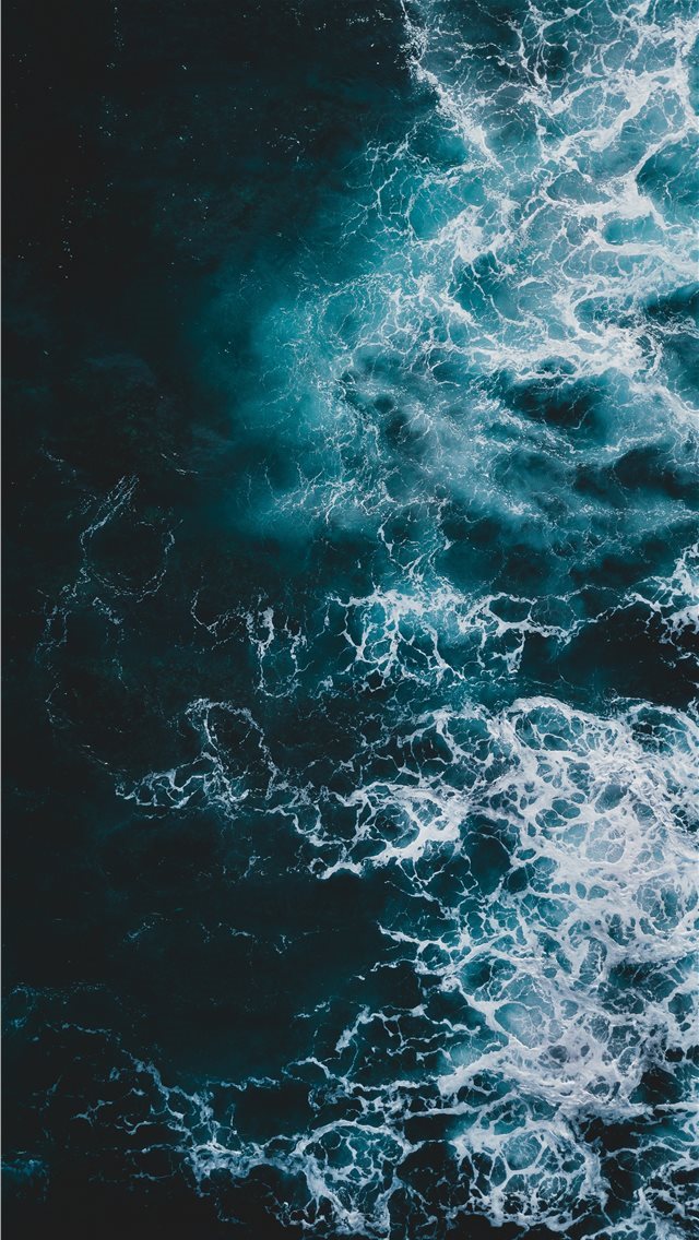 640x1136 Sea foam - motion iPhone Wallpaper