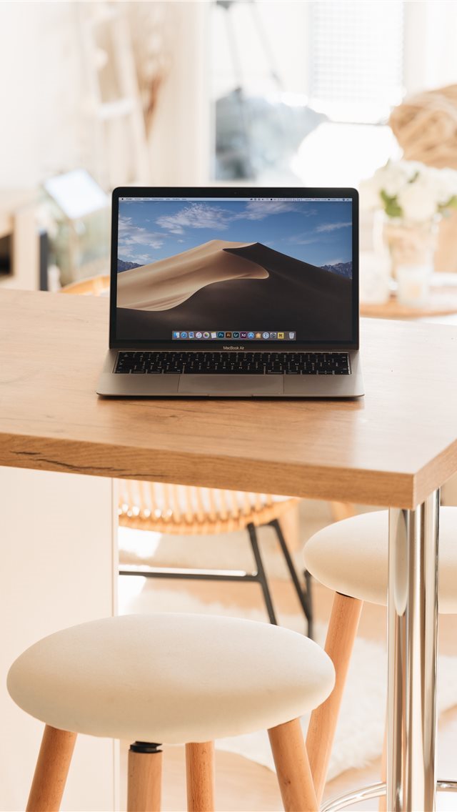 640x1136 Macbook air 2019 - table iPhone Wallpaper