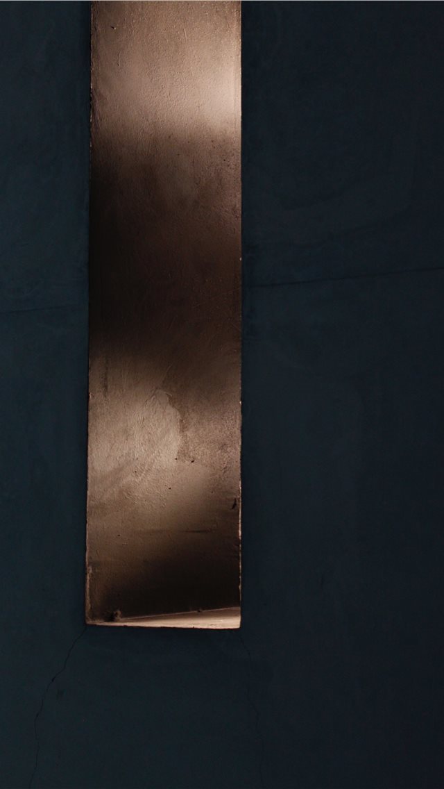 640x1136 Look carefully What do you see Not everything we s... - floor iPhone Wallpaper