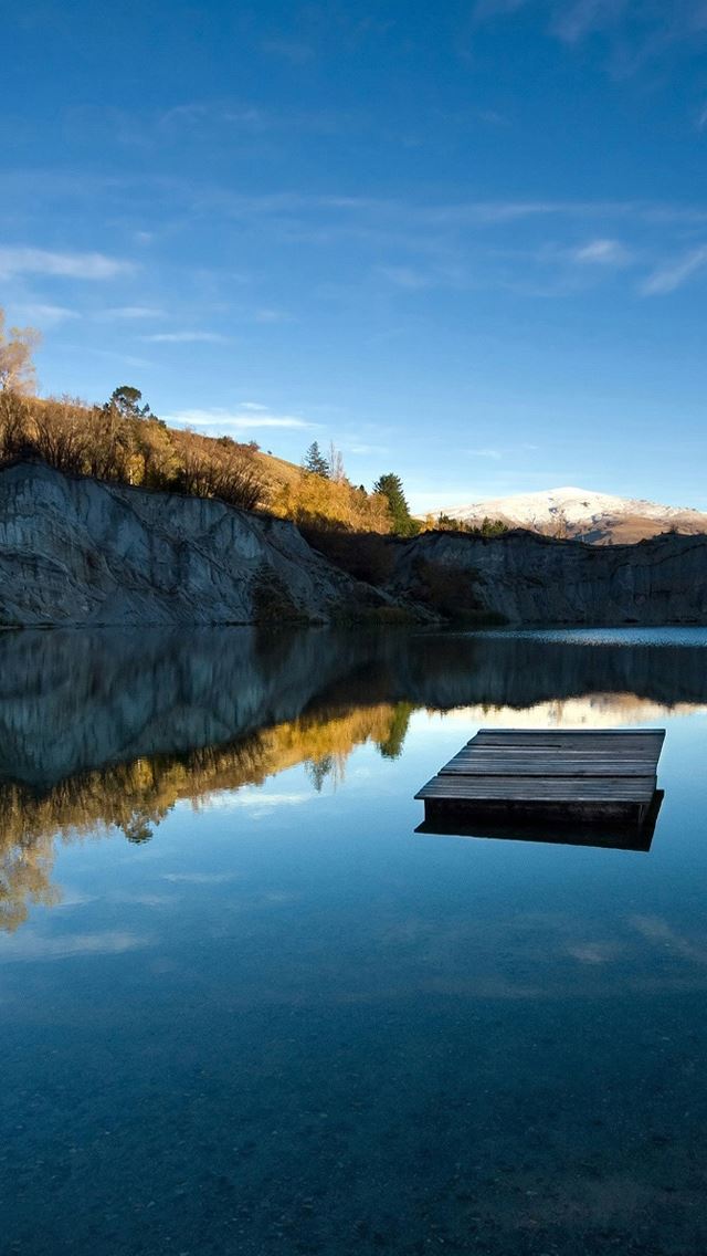 640x1136 Peaceful place - lake iPhone Wallpaper