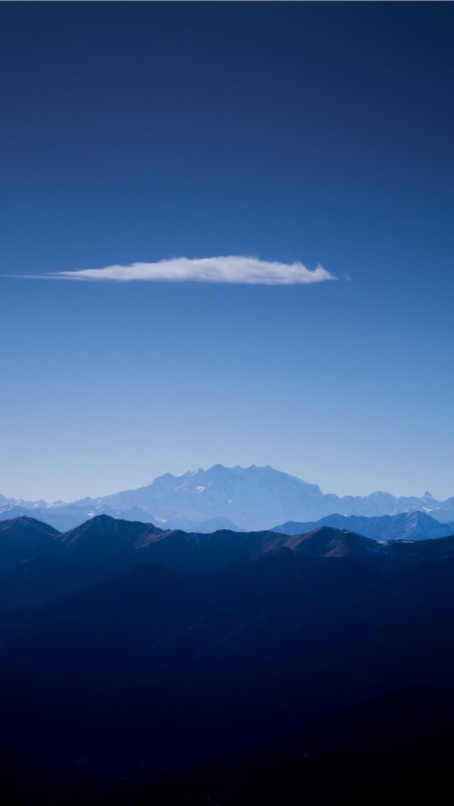 640x1136 high angle photography of mountains and clouds - mountain iPhone Wallpaper