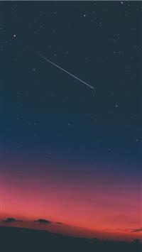 shooting star in night sky wallpaper
