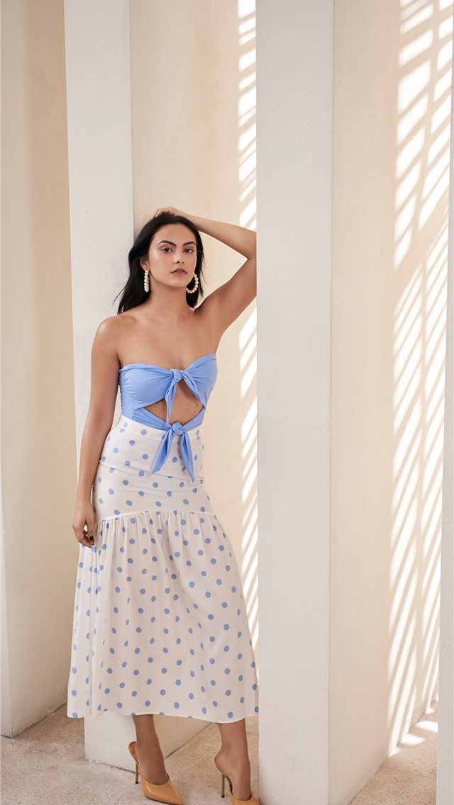 640x1136 camila mendes latest 2019 4k - girls iPhone Wallpaper