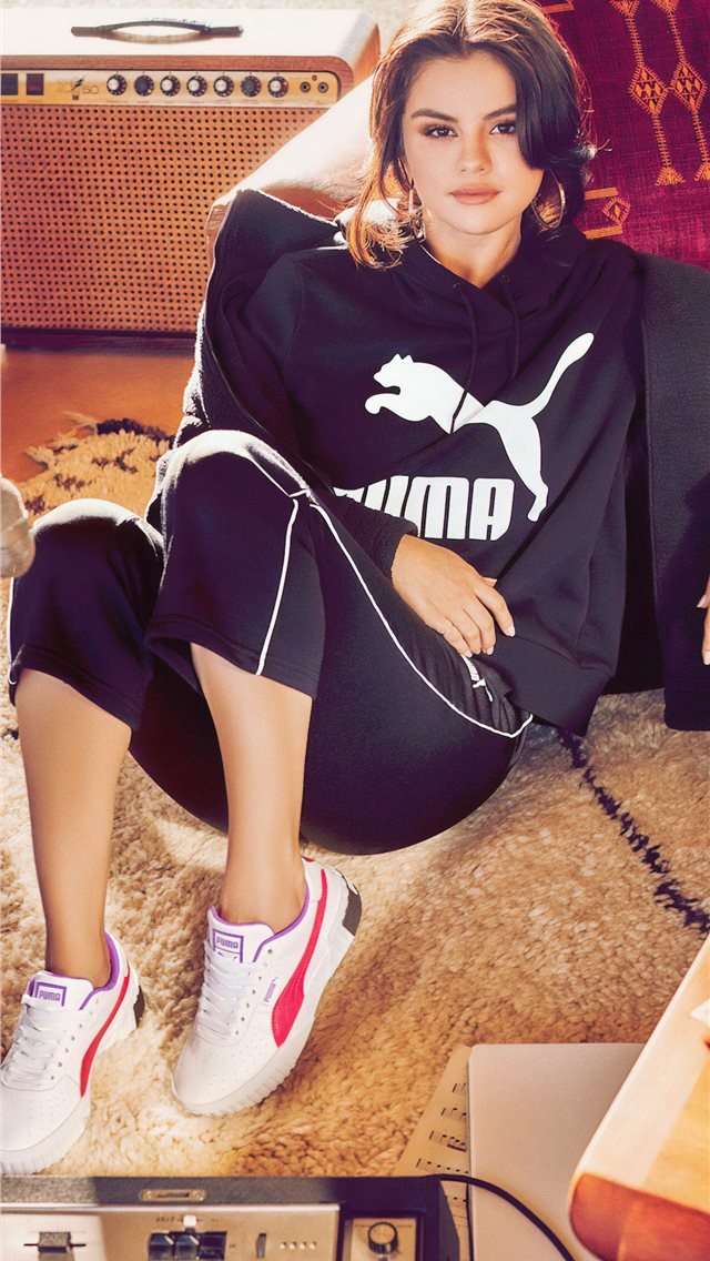 640x1136 selena gomez puma cali chase 2019 4k - photoshoot iPhone Wallpaper