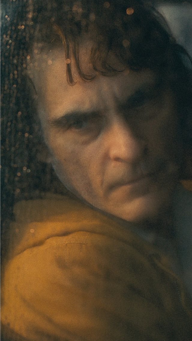 640x1136 joaquin phoenix in joker movie 4k - 2019 movies iPhone Wallpaper