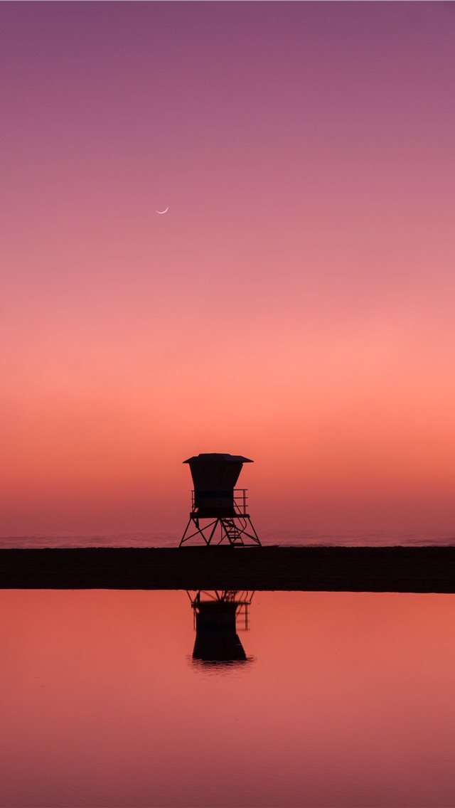 640x1136 silhouette photo of lifeguard house - pink iPhone Wallpaper