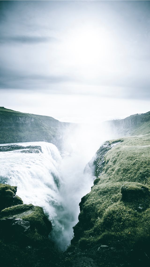 640x1136 clear waterfalls - iceland iPhone Wallpaper