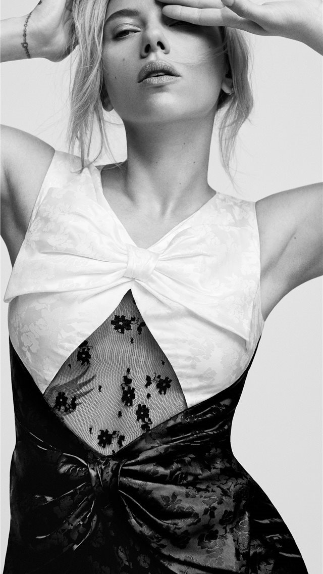 640x1136 scarlett johansson elle magazine 2019 4k - girls iPhone Wallpaper