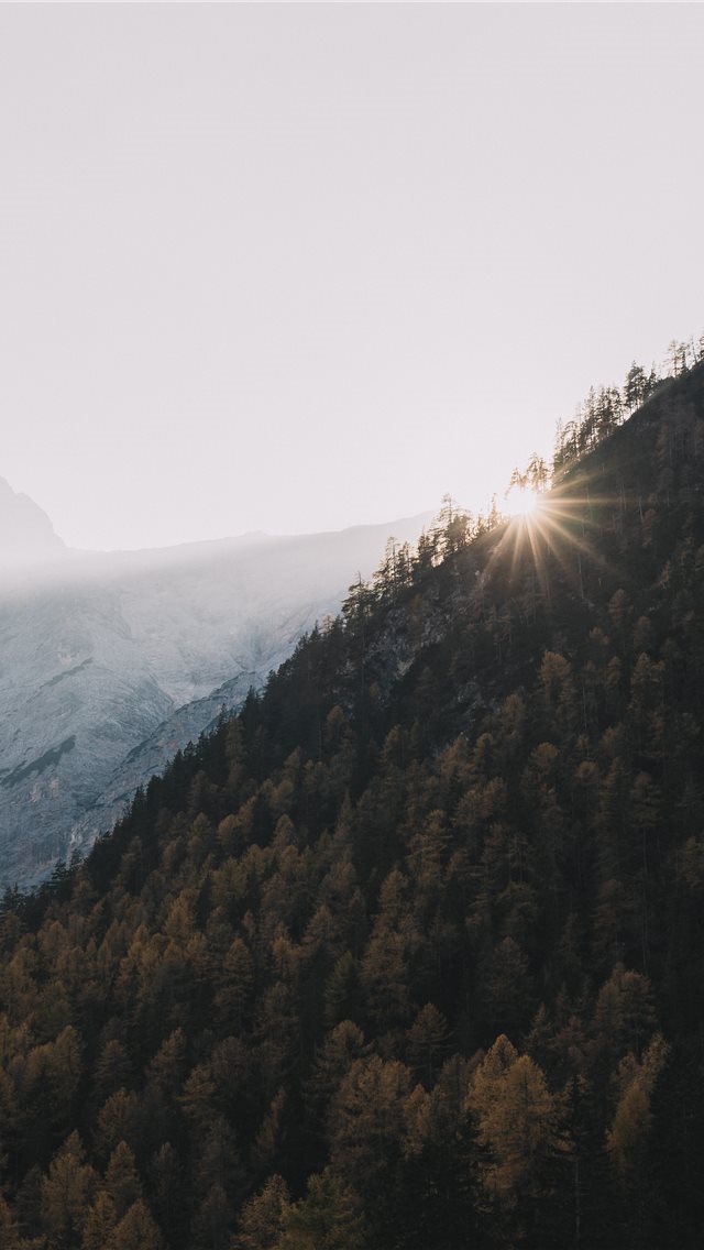 640x1136 mountain at daytime - italy iPhone Wallpaper