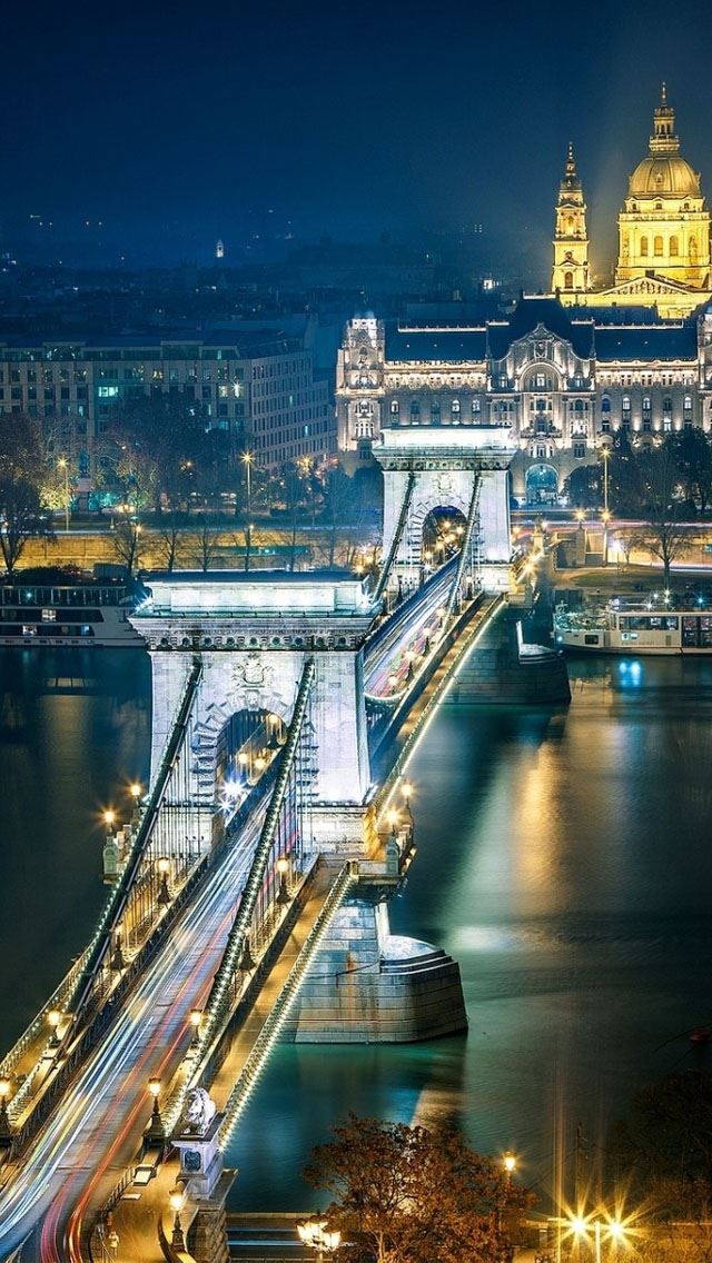 640x1136 Szechenyi Chain Bridge Budapest -  iPhone Wallpaper