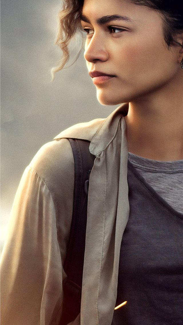 640x1136 zendaya as michelle jones in spider man far from h... - spiderman far from home iPhone Wallpaper