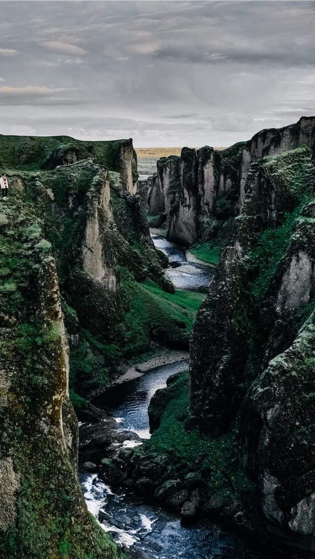 640x1136 river surrounded by rock formation - iceland iPhone Wallpaper