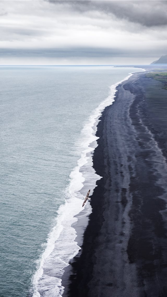 640x1136 shore line grayscale photo - iceland iPhone Wallpaper