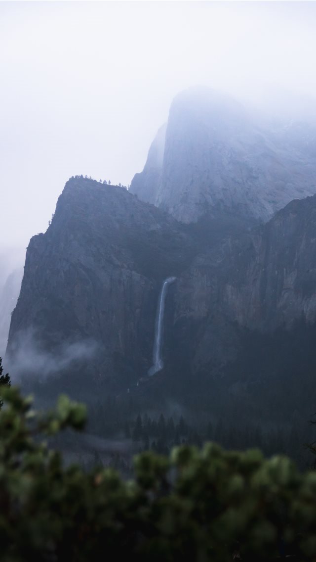 640x1136 waterfall in mountain cliff - grey iPhone Wallpaper