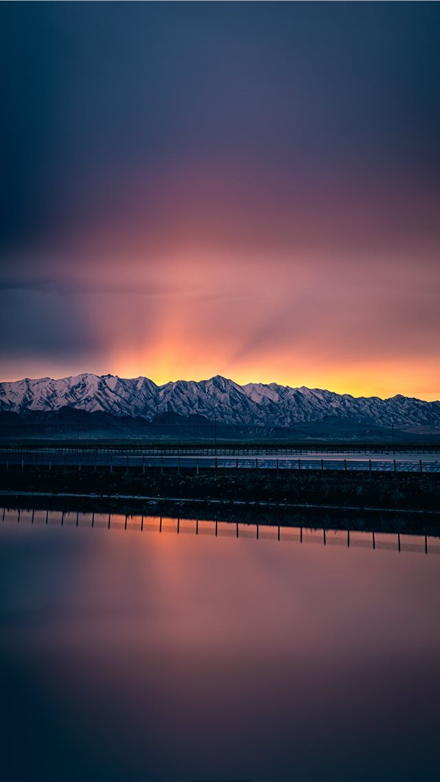 640x1136 A beautiful sunrise coming over Farnsworth Peak ju... - salt lake city iPhone Wallpaper