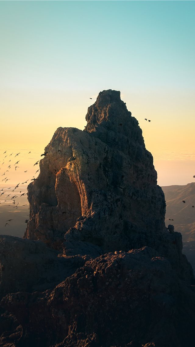 640x1136 brown mountain -  iPhone Wallpaper